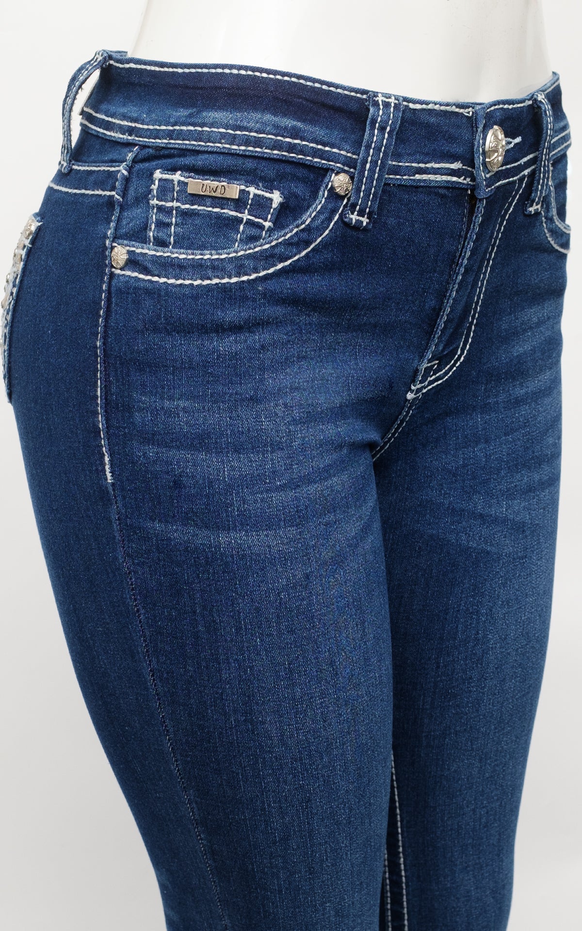 UV671